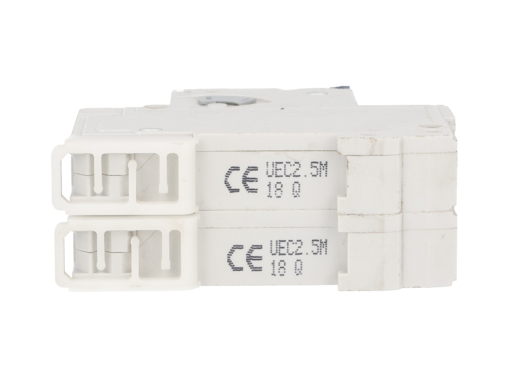 2C2.56 — INTERRUPTOR MINIATURA 2POLOS CURVA C 2.5AMP.230/400VCA