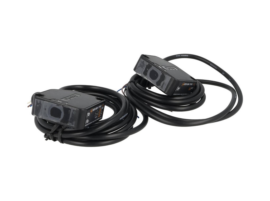 BEN10M-TFR — FOTOCELDA REL, S/10 METROS , 18X50X50mm, 12-24VCD, 24-240VCA/CD.