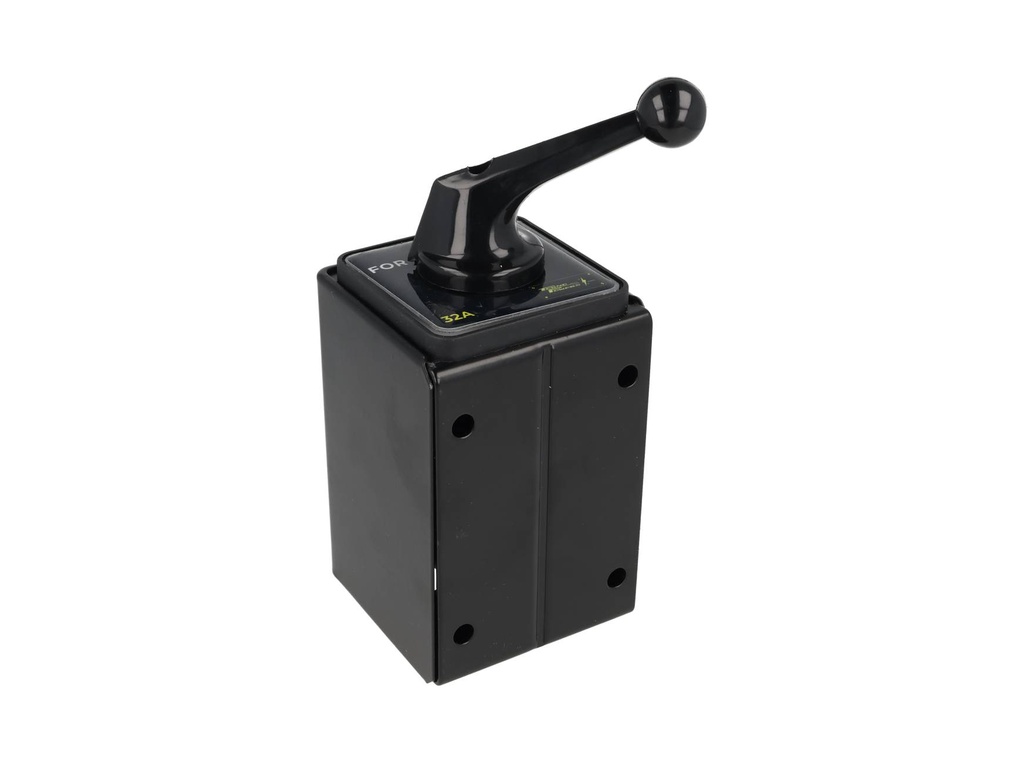 CS503C — INVERSOR DE GIRO 3X32A 690VCA FOR-OFF-REV CAJA METALICA