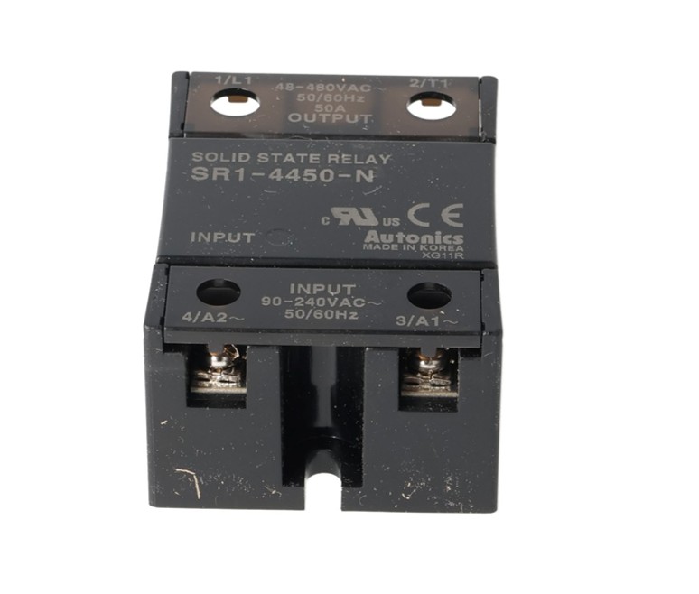 SR1-4450 — RELEVADOR ESTADO SOLIDO 48-480VAC, ENTRADA 90-240VAC, 50A, CRUCE EN CERO, MONTAJE DISIPADOR O PLACA.