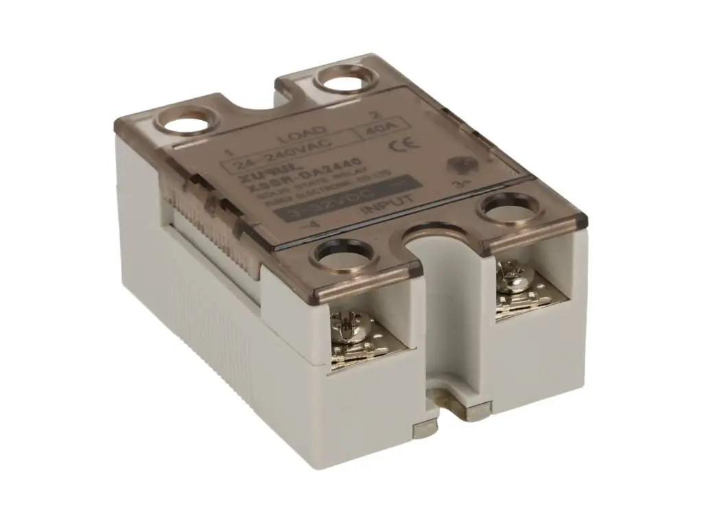 XSSR-DA2440W1 – RELE ESTADO SÓLIDO 40A/240VCA, VOLTAJE CONTROL 4-32VCD/ CARGAS RESISTIVAS CON LED, CRUCE POR CERO